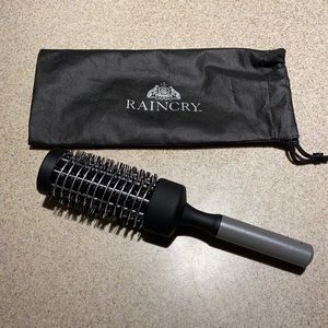Raincry Volume Magnesium Brush NEW